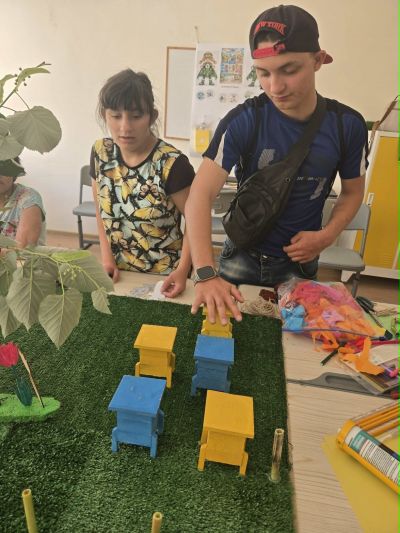 STEM урок за пчелите. - ЦСОП Васил Левски - Ловеч